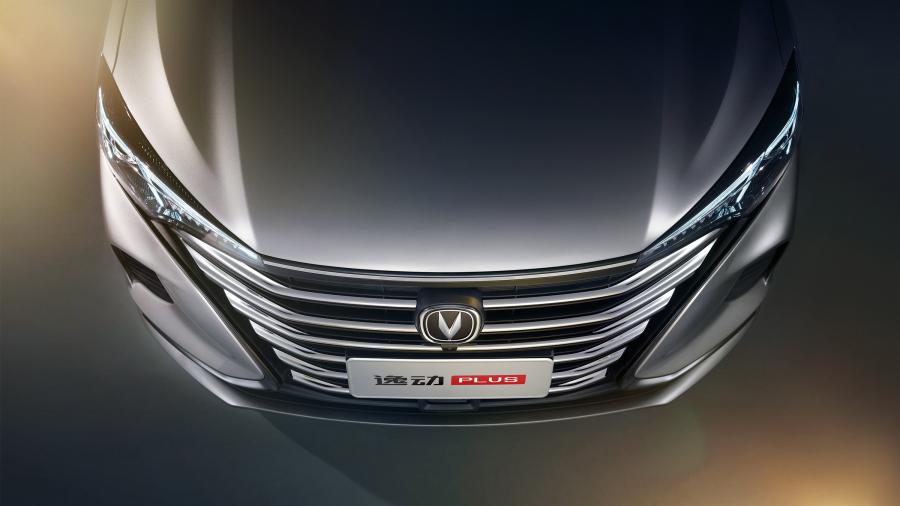 Детали экстерьера ChangAn Eado Plus 2020 года  (фото 2 из 11)